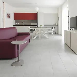 Joivy Charming Flats In The Heart Of Porta Nuova Milan