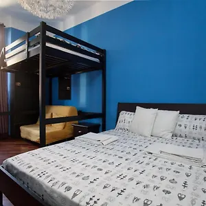 Colorful Apt In Mailand