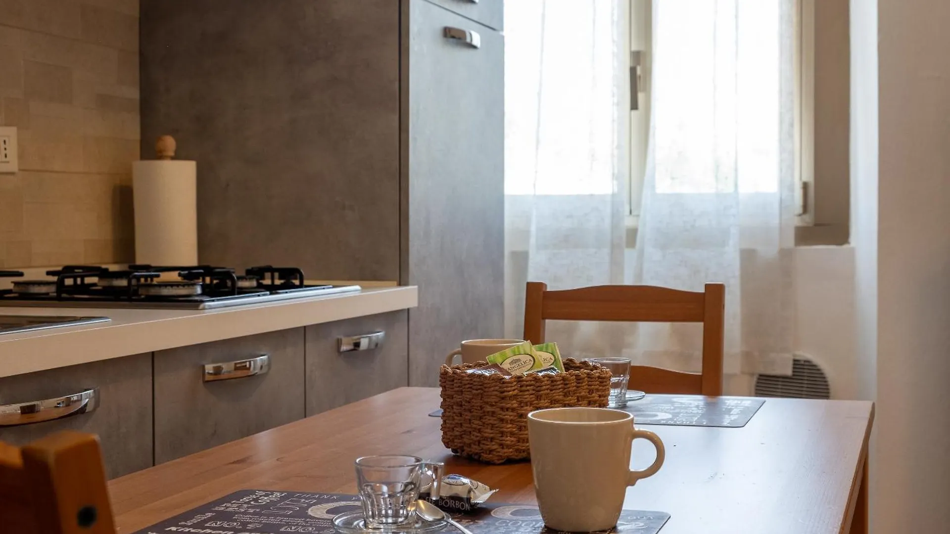 Exclusive Apartment Sansiro 5Minuti - Wifi Free Milan Italy